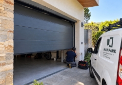 mantenimiento-puertas-parking 16a